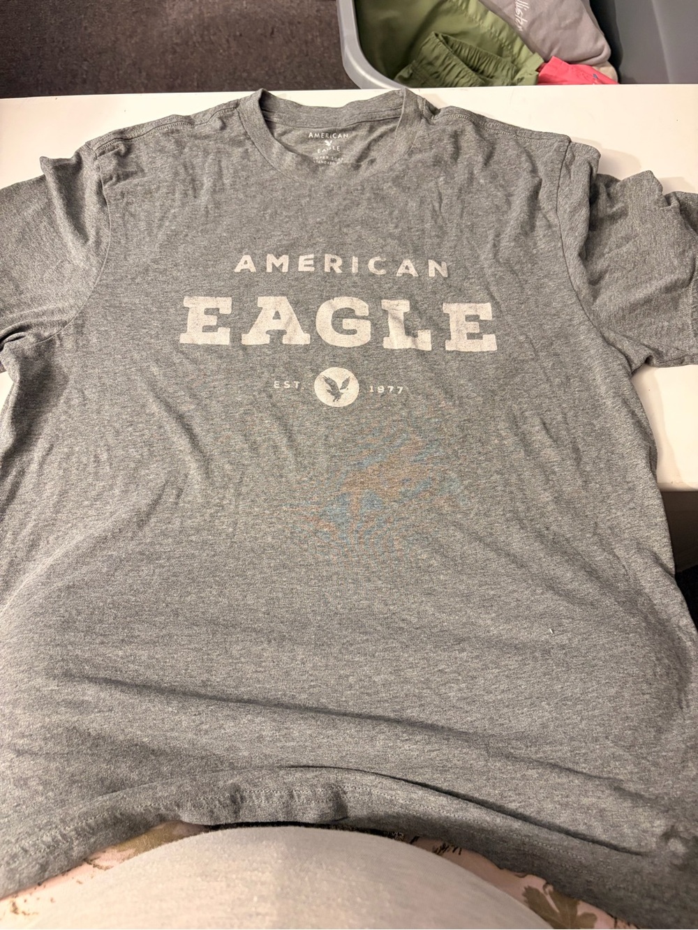 American Eagle Outfitters Gray Graphic Logo Short Sleeve Tee